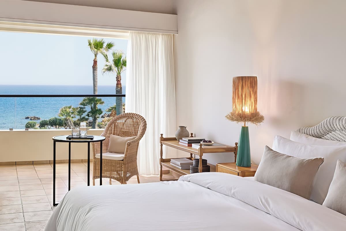 Ropa de cama de alta calidad y minibar