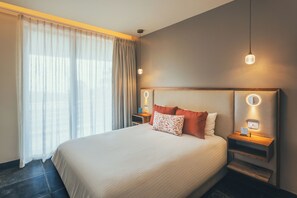The Penthouse - Best Ocean Views - (# of bedrooms available depends on # of guests reserved) | 3 bedrooms, Egyptian cotton sheets, premium bedding, down comforters - Los Altos Resort (Quepos)