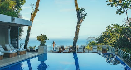 Los Altos Resort
