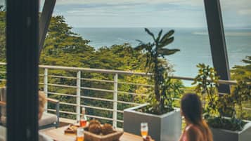 The Penthouse - Best Ocean Views - (# of bedrooms available depends on # of guests reserved) | Balcony view