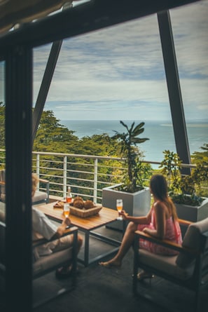 The Penthouse - Best Ocean Views - (# of bedrooms available depends on # of guests reserved) | Balcony view - Los Altos Resort (Quepos)