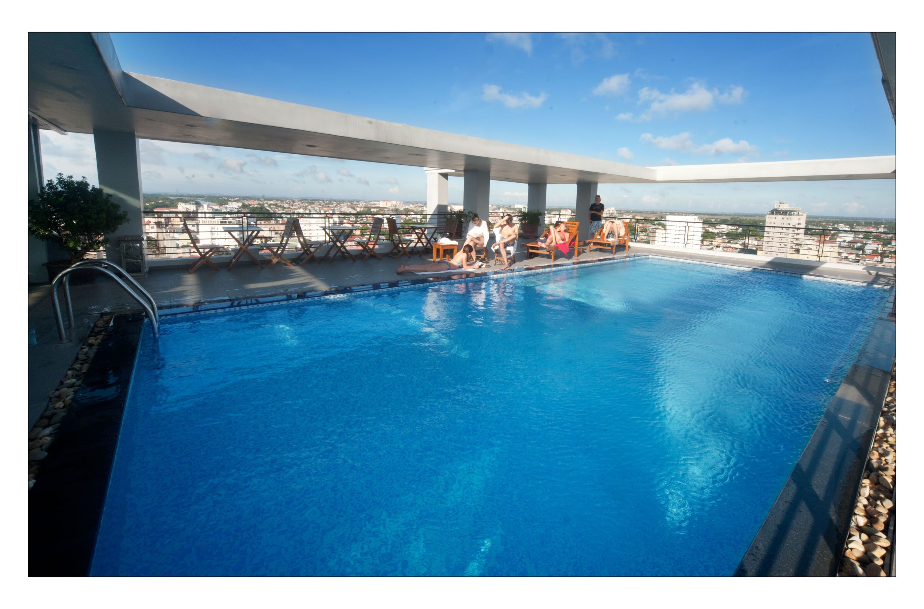 outdoor pool, pool loungers