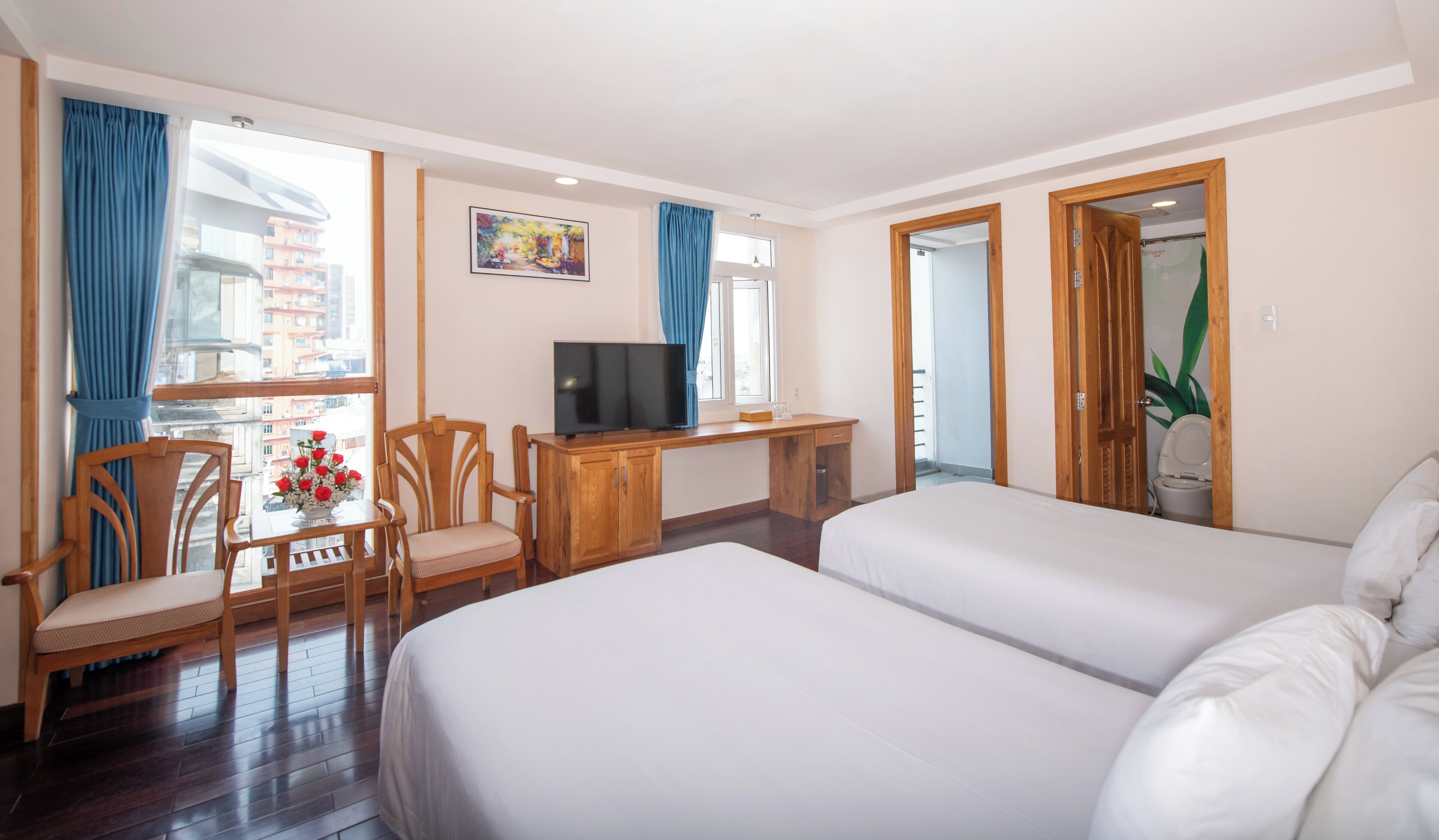 Down duvets, minibar, in-room safe, individually decorated