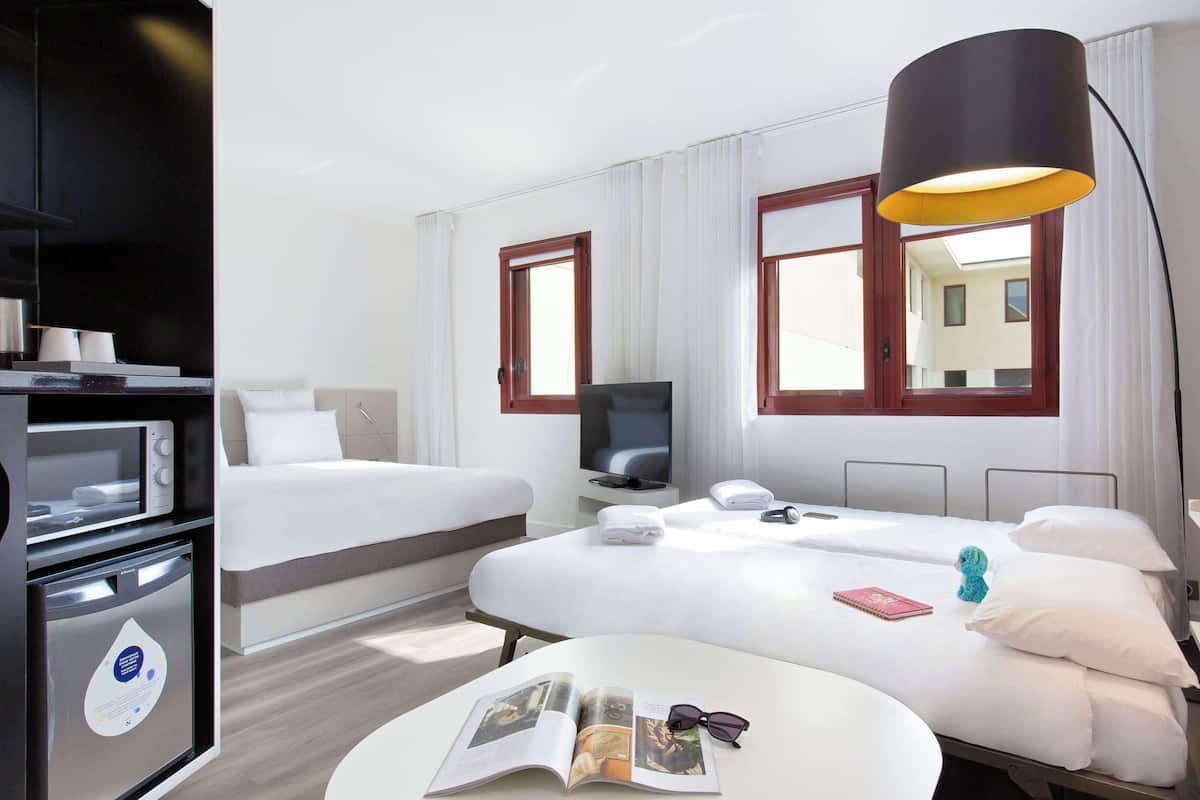1 bedroom, minibar, in-room safe, desk