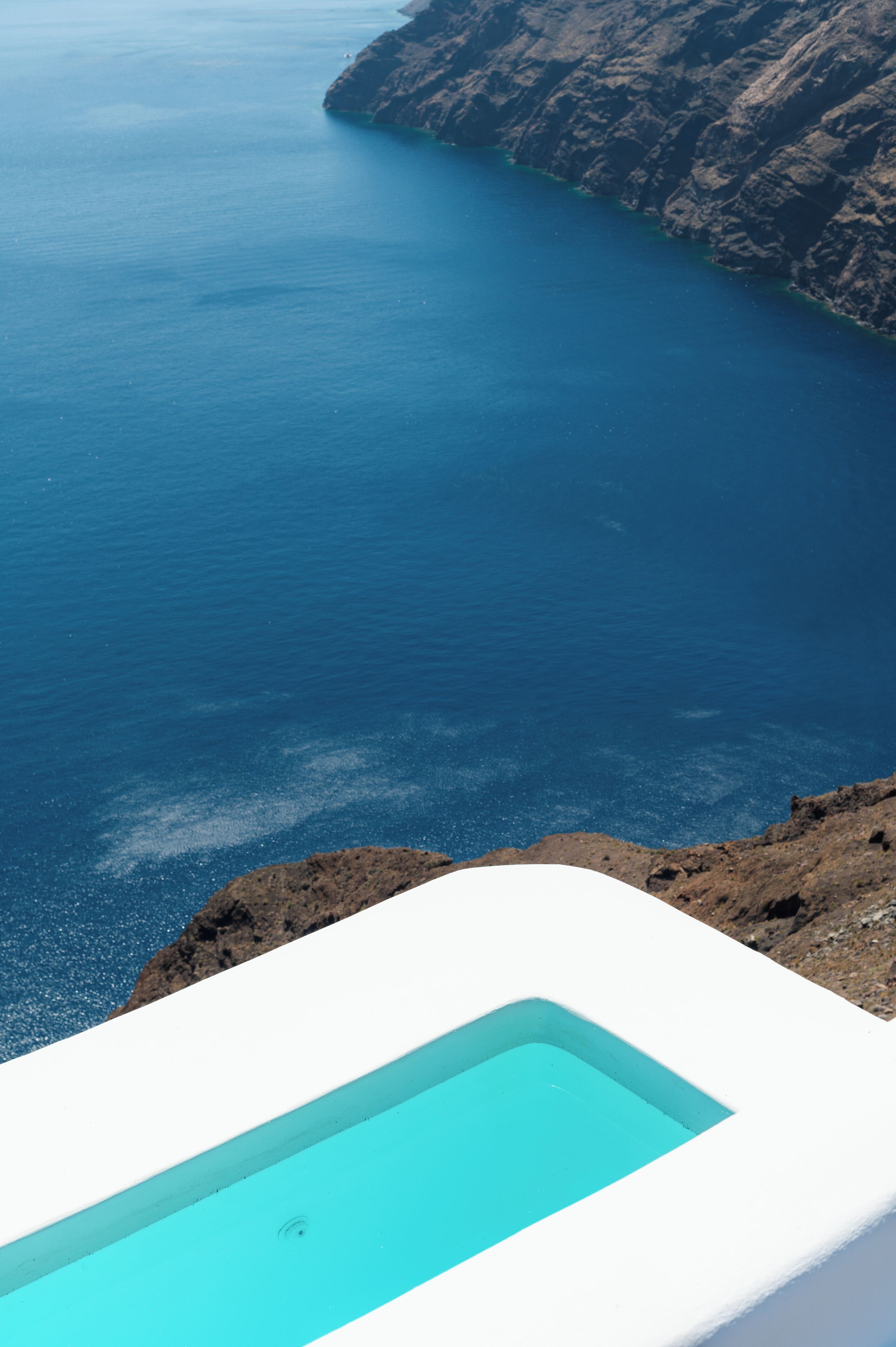 2 outdoor pools, pool umbrellas, pool loungers