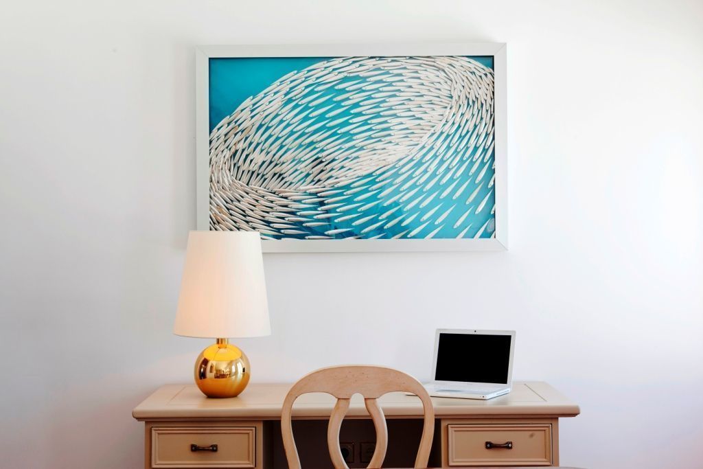 honeymoon suite, private pool, sea view | in-room business centre