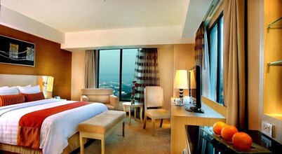 Grand City Hall Hotel Serviced Residences Medan
