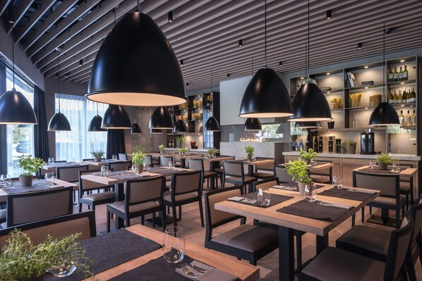 Restaurant - Hotel Ilonn (Poznan)