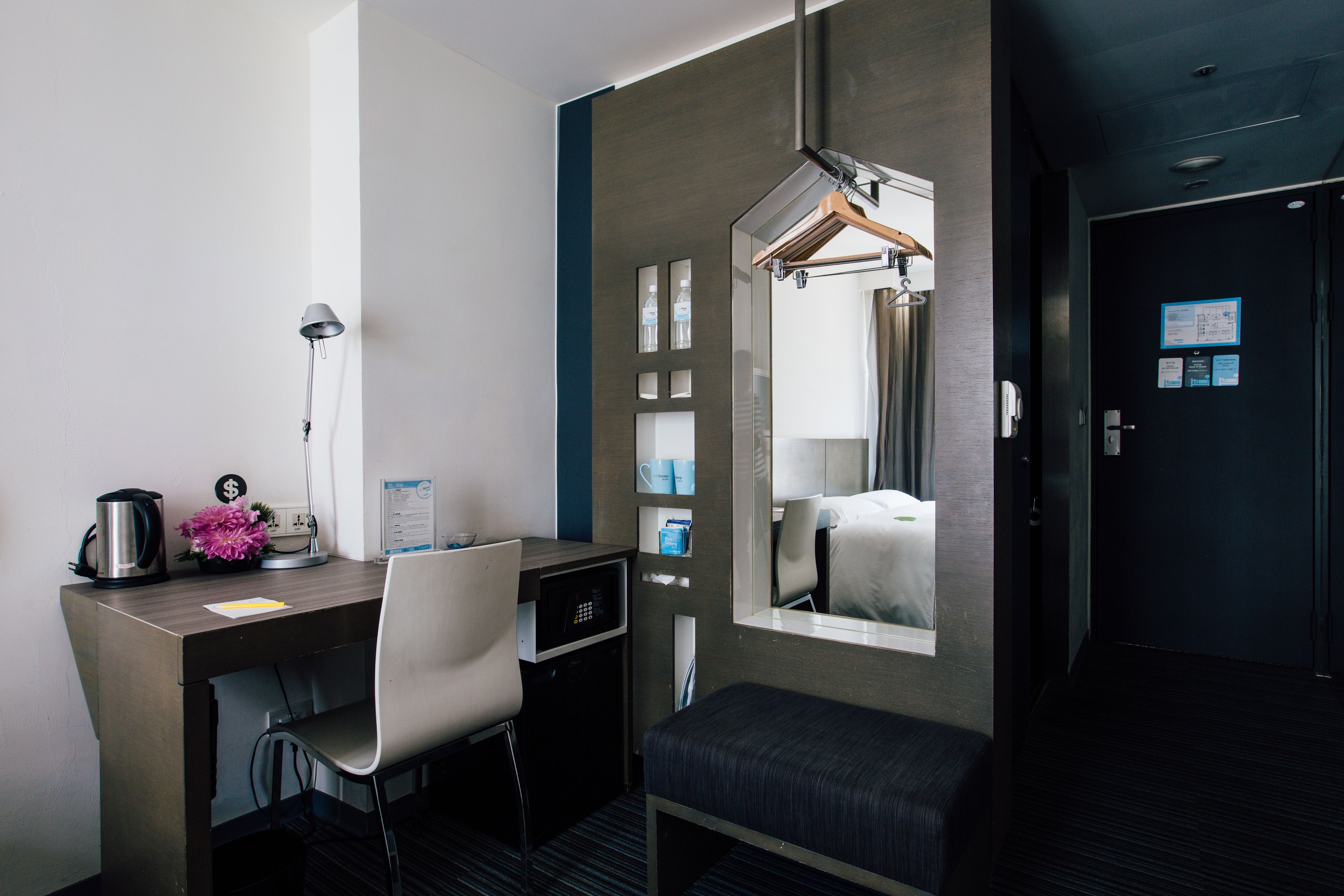 deluxe double room | room amenity