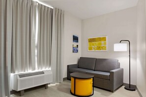 Suite, 1 King Bed with Sofa bed, Accessible, Non Smoking | Desk, iron/ironing board, free cots/infant beds, free WiFi - Comfort Suites Bastrop (Bastrop)