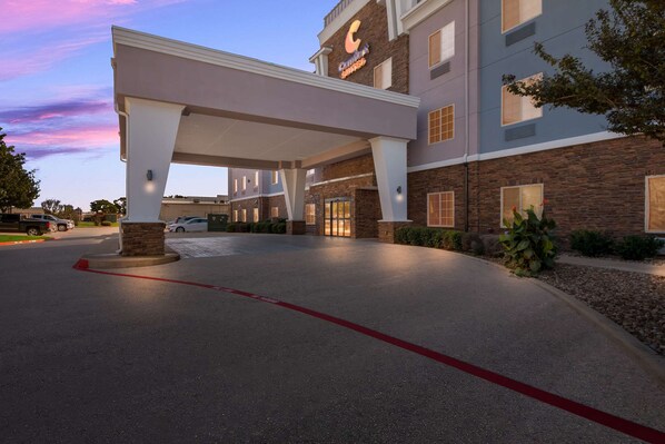 Exterior - Comfort Suites Bastrop (Bastrop)