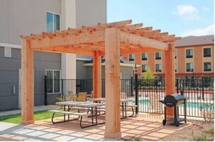 Área de parrillas y picnic