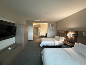 Suite, 2 Double Beds, Accessible (Mobility Accessible, Roll-In Shower) | In-room safe, desk, iron/ironing board, free WiFi