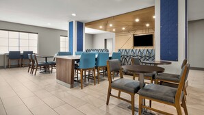 Unclassified image, 5 of 43, button - Holiday Inn Express Marble Falls by IHG (Marble Falls)