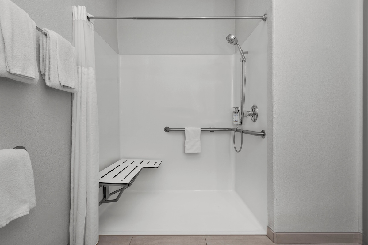 Suite, 2 Double Beds, Accessible (Mobility Accessible, Roll-In Shower)