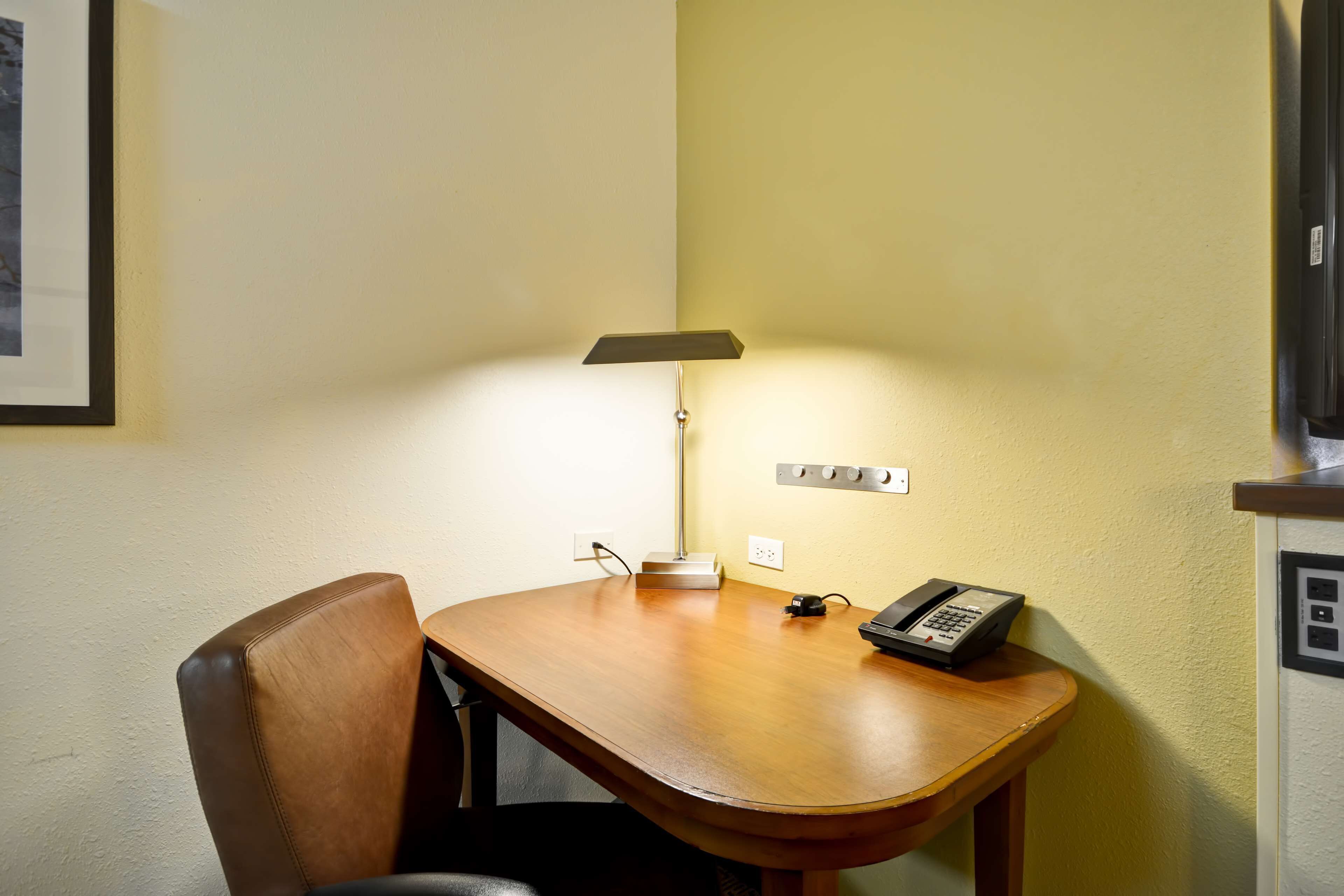 down duvets, in-room safe, desk, laptop workspace