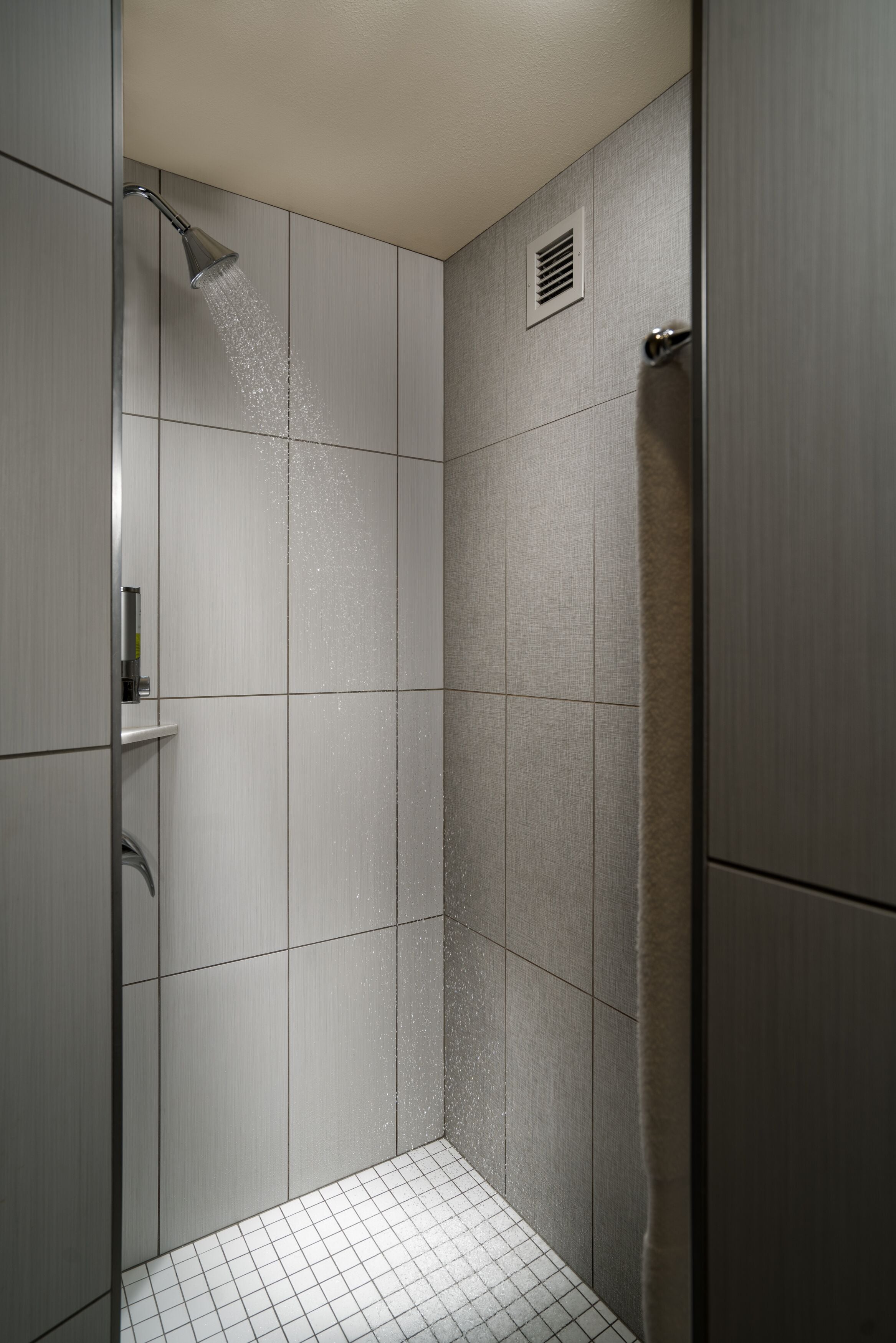 Photo - Staypineapple, The Maxwell Hotel, Seattle Center Seattle