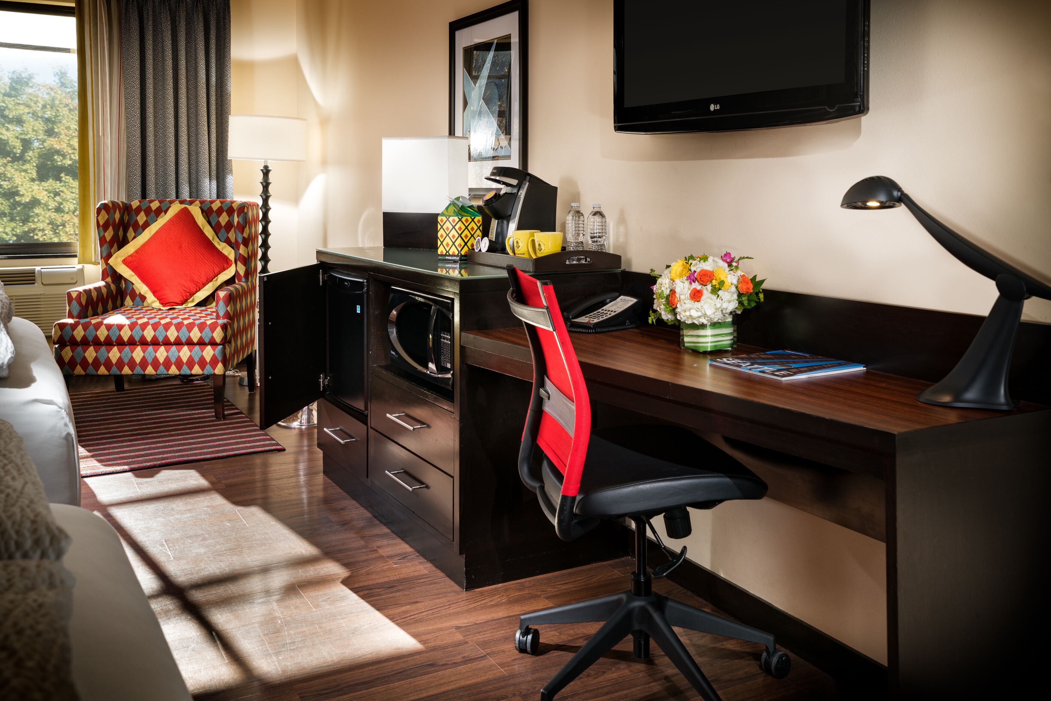 junior suite (maxwell ensemble) | premium bedding, down duvets, pillow-top beds, in-room safe