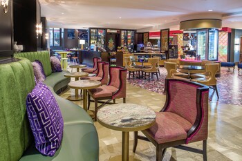Daily cooked-to-order breakfast for a fee at Staypineapple, The Maxwell Hotel, Seattle Center Seattle