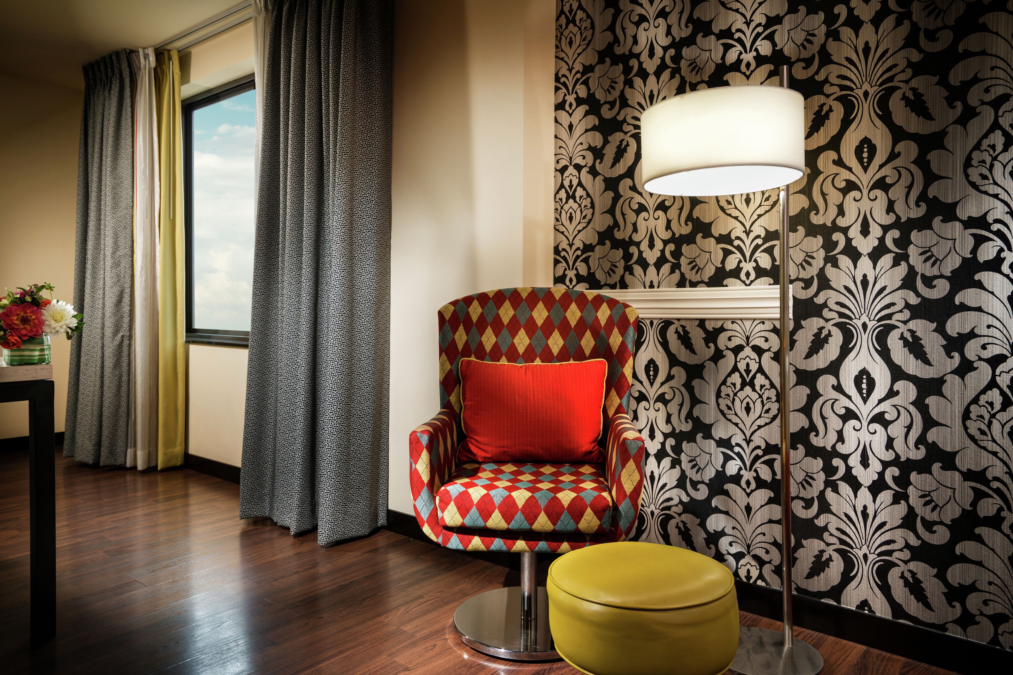 50-inch flat-screen tv with cable channels, tv, netflix