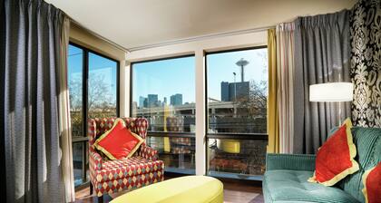 Staypineapple, The Maxwell Hotel, Seattle Center Seattle
