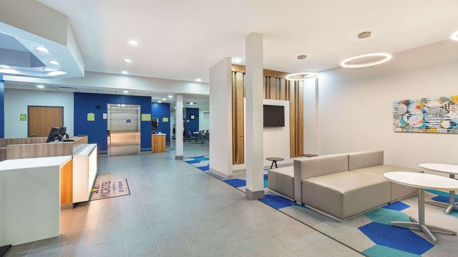 Microtel Inn & Suites by Wyndham Opelika