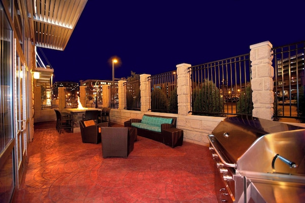 Grillaus-/piknikalue