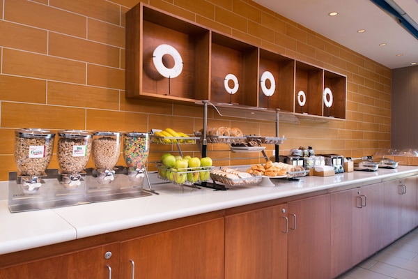 Free daily self-serve breakfast