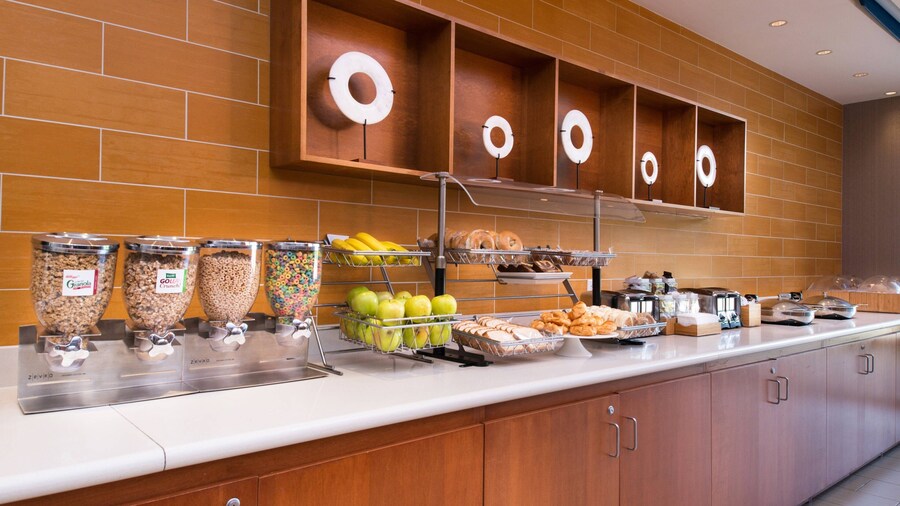 SpringHill Suites by Marriott Pittsburgh Southside Works