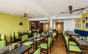 Restaurant - Honeymoon Inn (Dehradun)