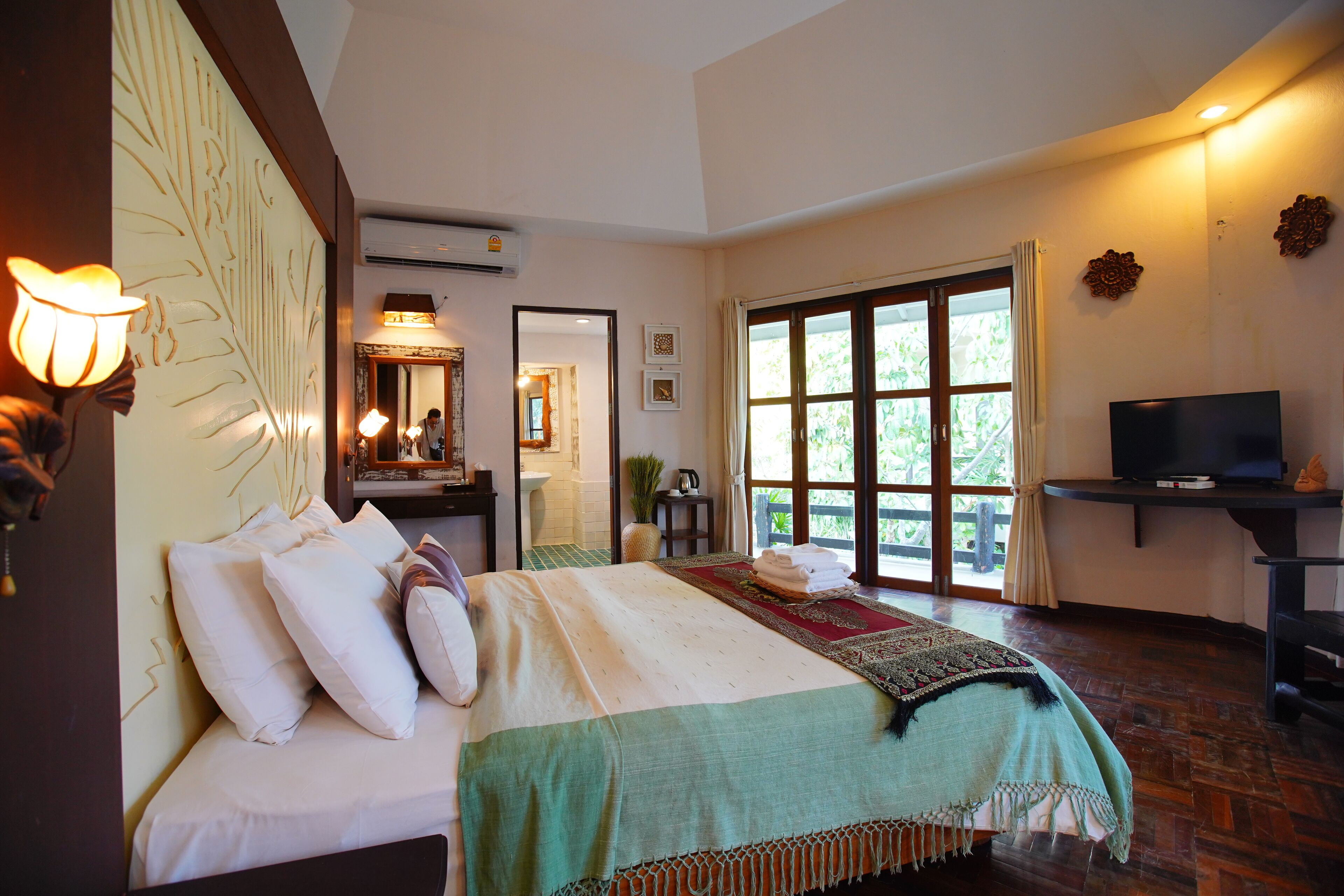 Villa | Pillow-top beds, minibar, in-room safe, desk