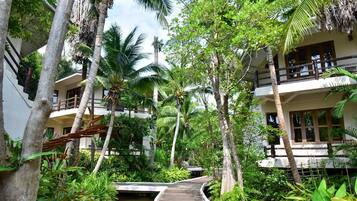 Superior Room | Garden view