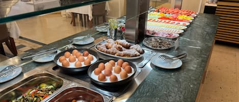 Bữa sáng buffet