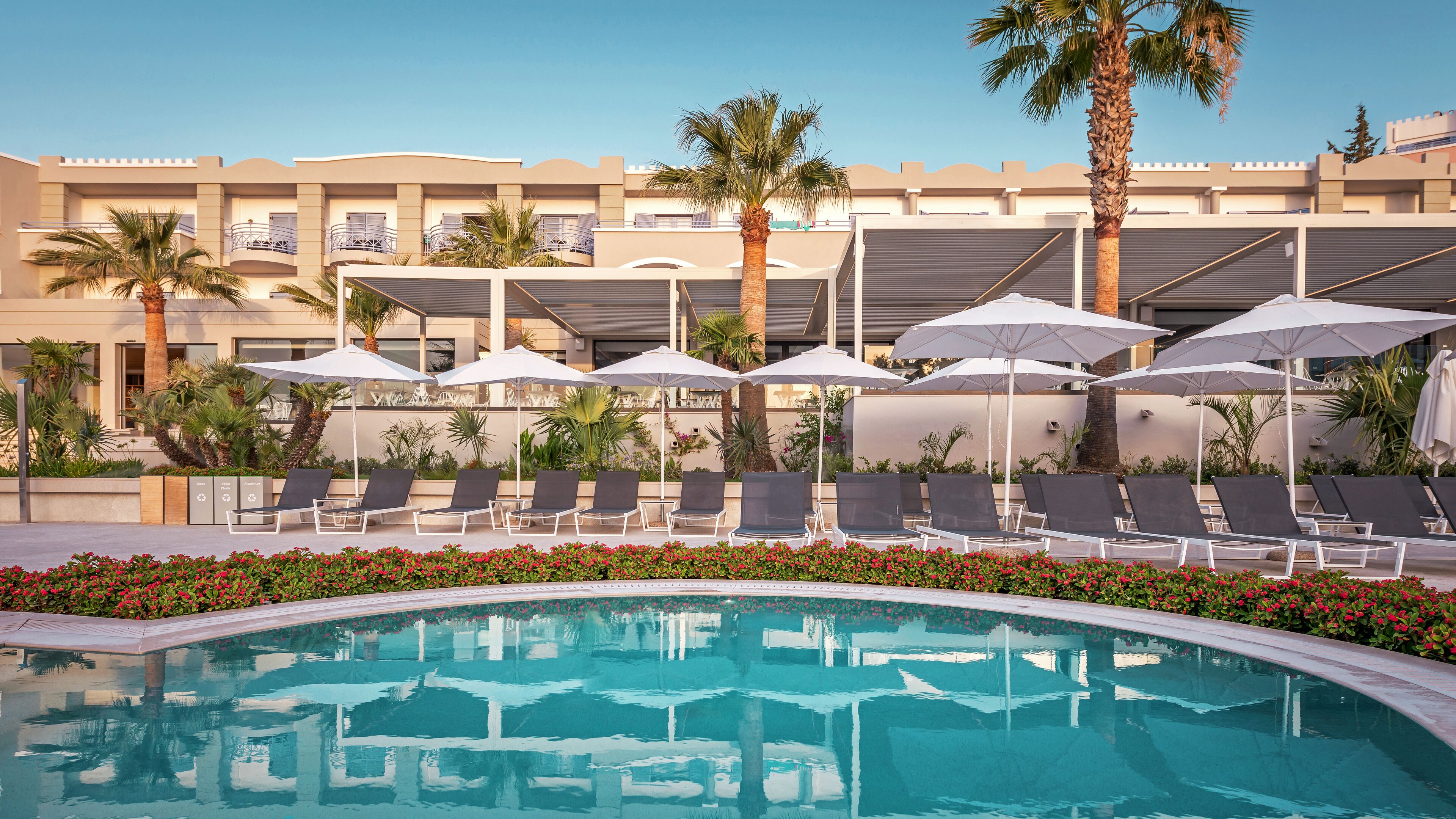 2 outdoor pools, pool umbrellas, sun loungers