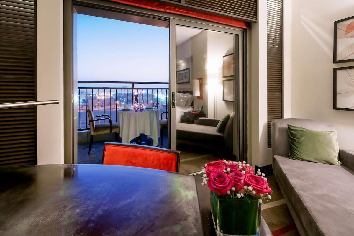 Family Suite, Multiple Beds, Balcony, City View | Frette Italian sheets, premium bedding, down duvets, pillow-top beds