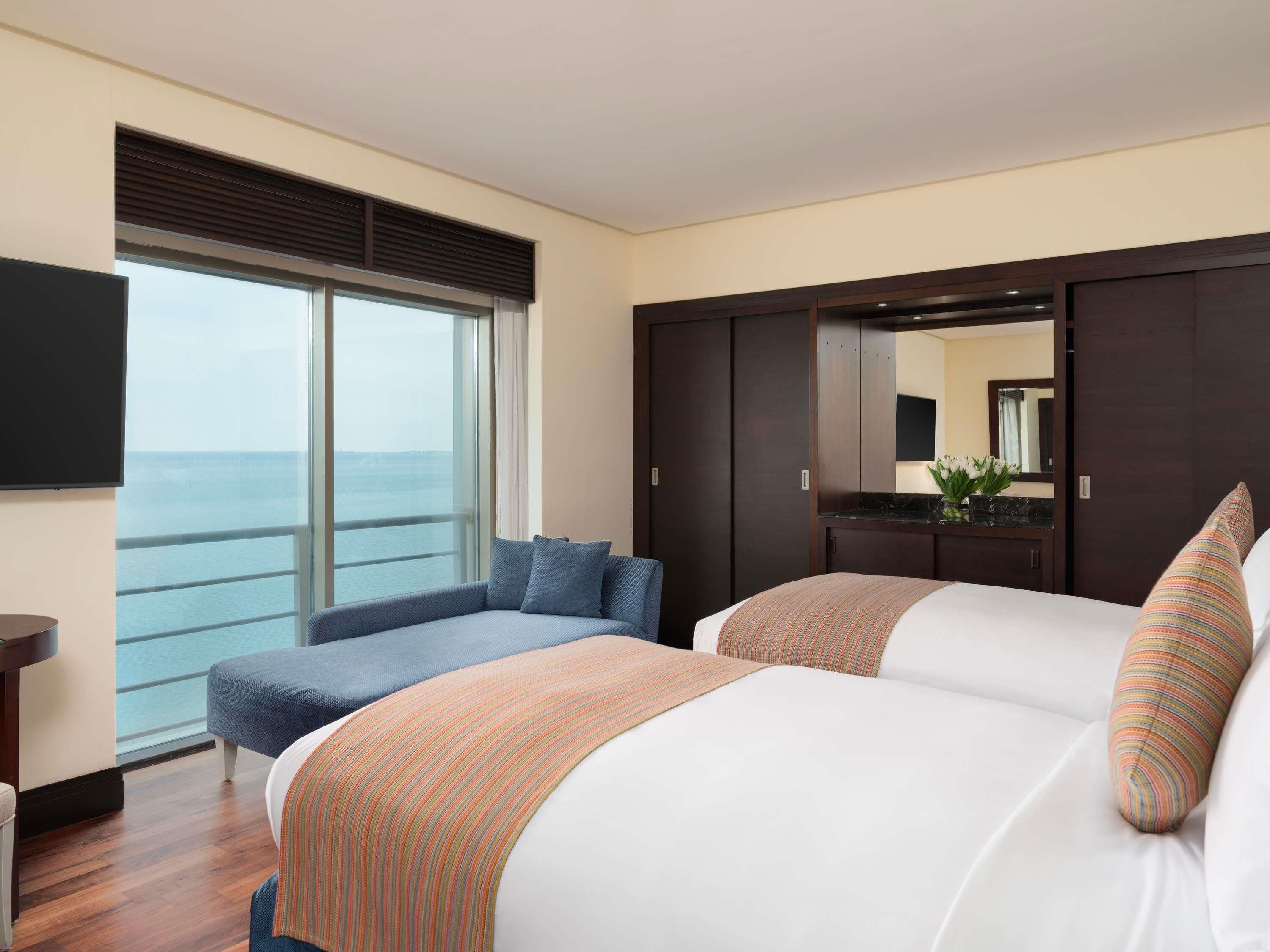 Frette Italian sheets, premium bedding, down duvets, pillow-top beds