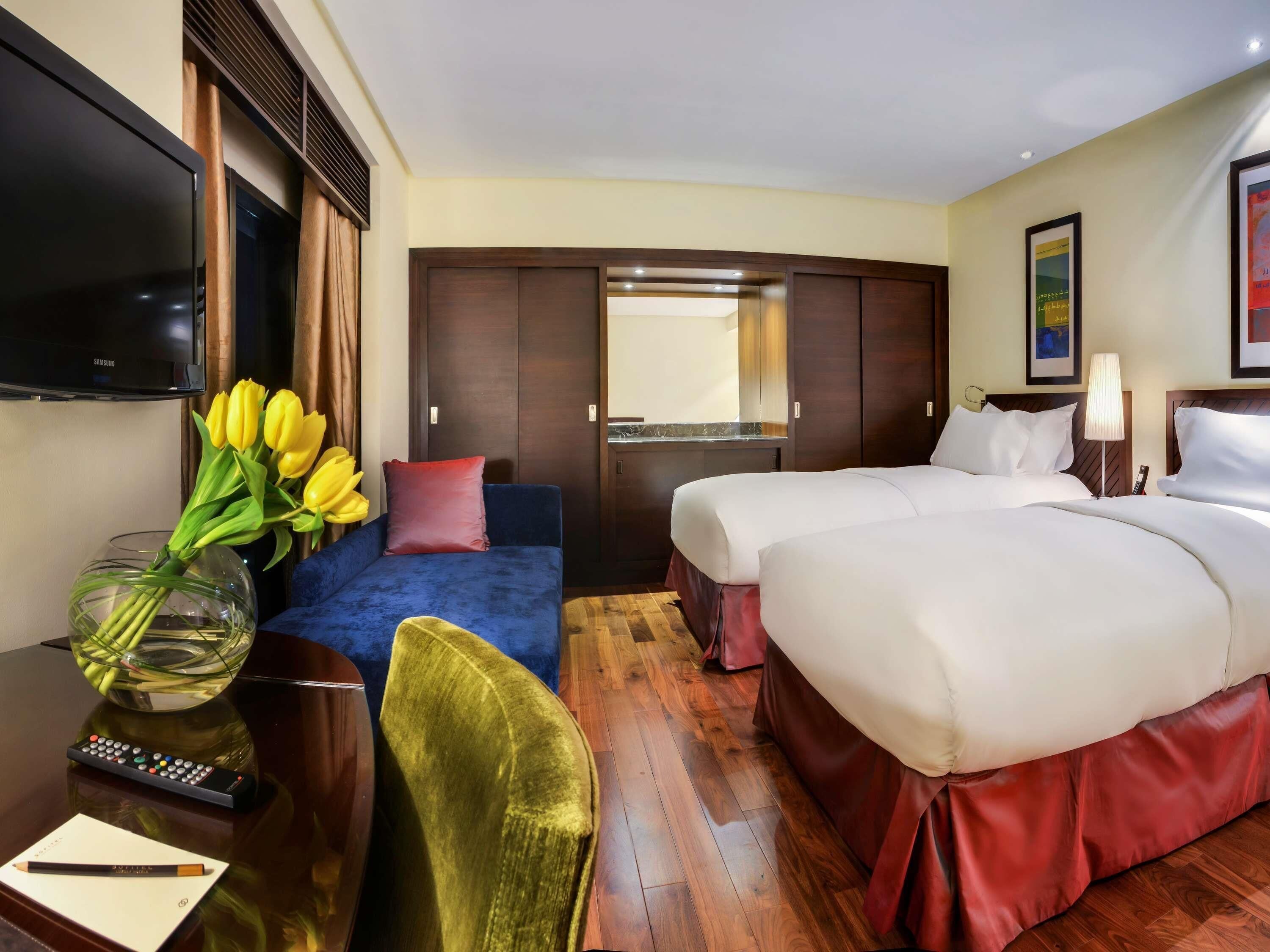 Club Suite, 1 King Bed, Club Lounge Access, Sea View (Imperial) | Frette Italian sheets, premium bedding, down comforters, pillowtop beds