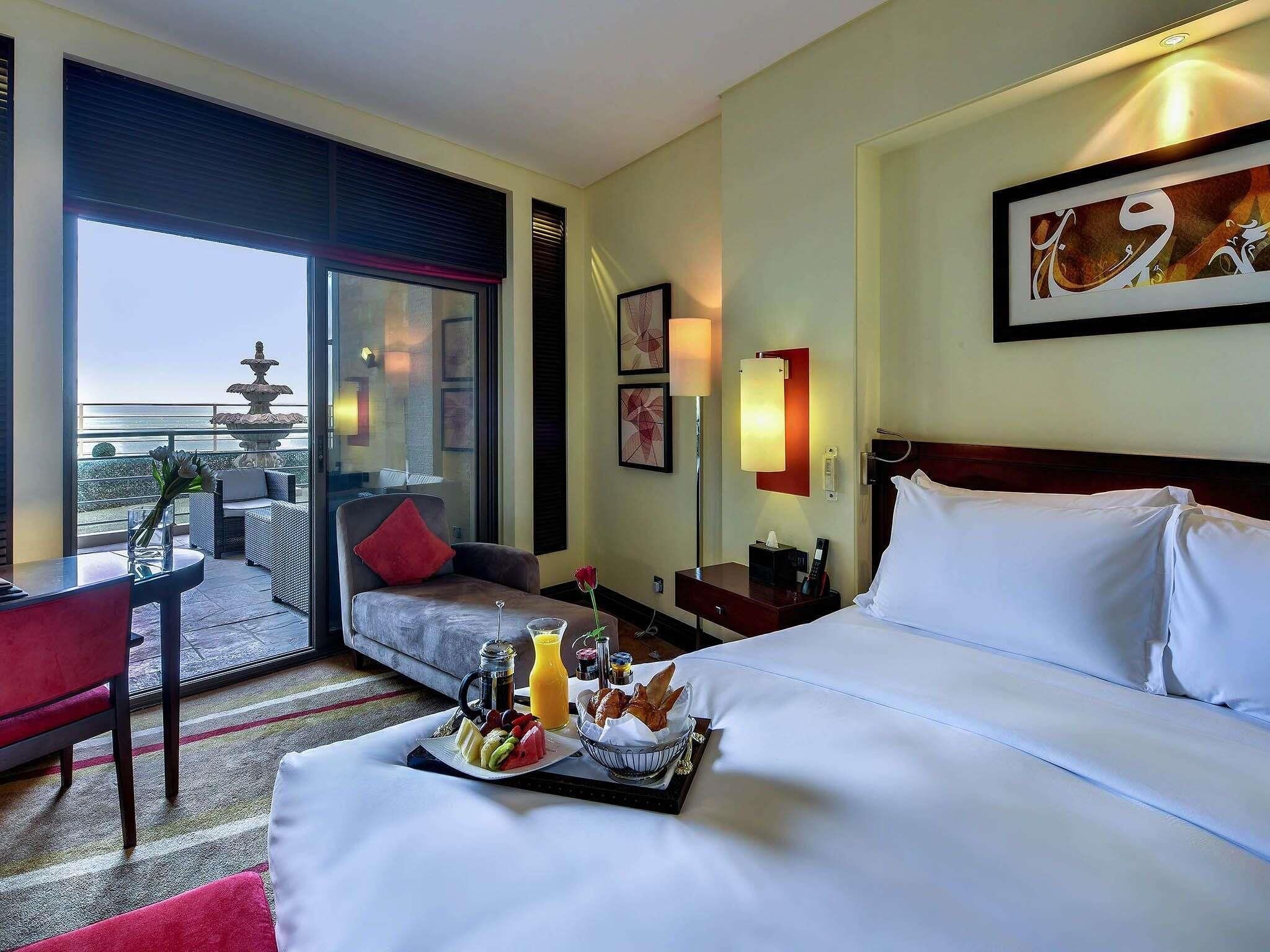 Luxury Room, 1 Queen Bed, Balcony, Sea View