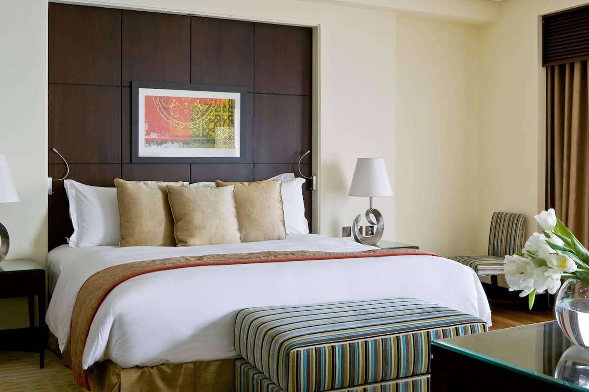 Frette Italian sheets, premium bedding, down duvets, pillow-top beds