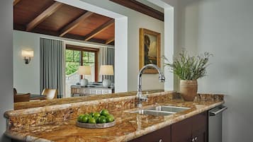 Suite (Flagstaff) | Wohnbereich | Fernseher, Kamin, Pay-TV, Fußbodenheizung