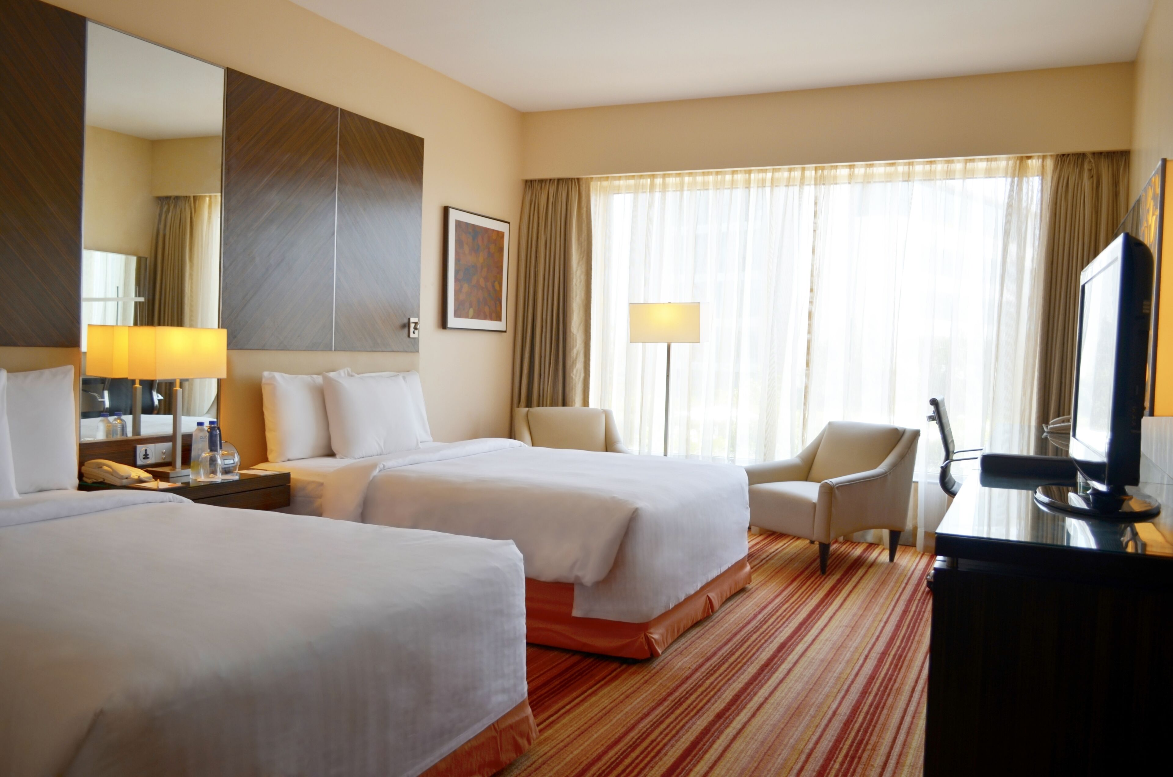 premium bedding, pillow-top beds, minibar, in-room safe