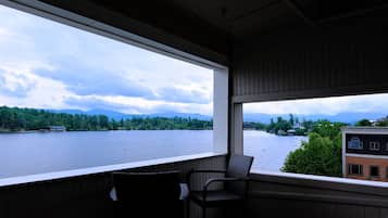 Suite, 1 Bedroom, Partial Lake View (Suite 08: deluxe king lak) | Balcony view