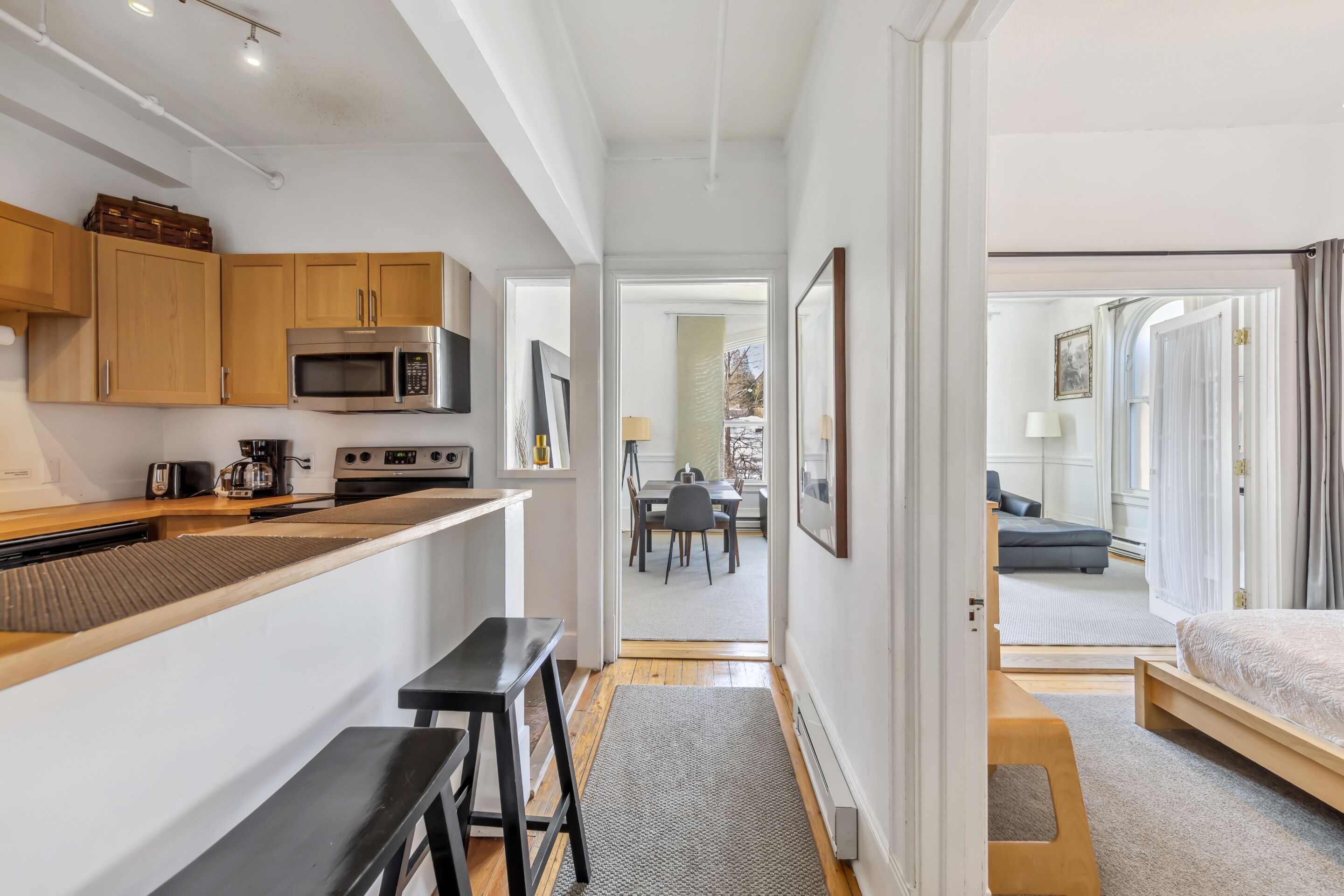 suite, 2 bedrooms (suite 05: 2 queen bedrms ) | private kitchen