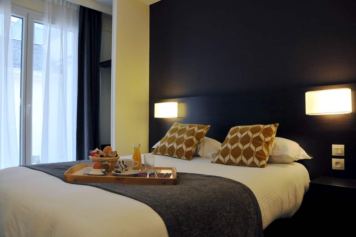 standard double room | desk, free wifi