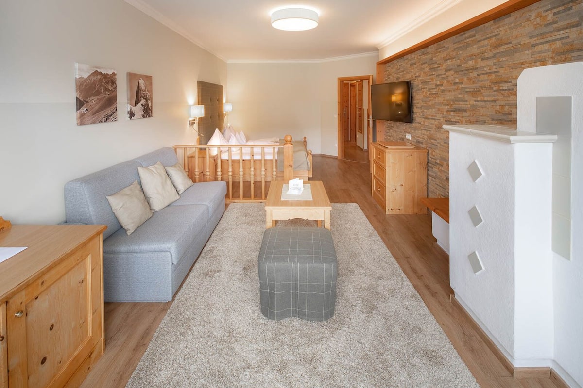Suite familiar, 2 habitaciones | Servicios de la habitación