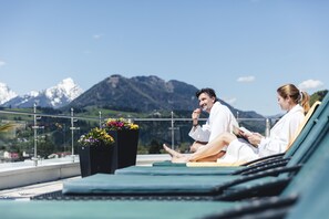 Sun deck