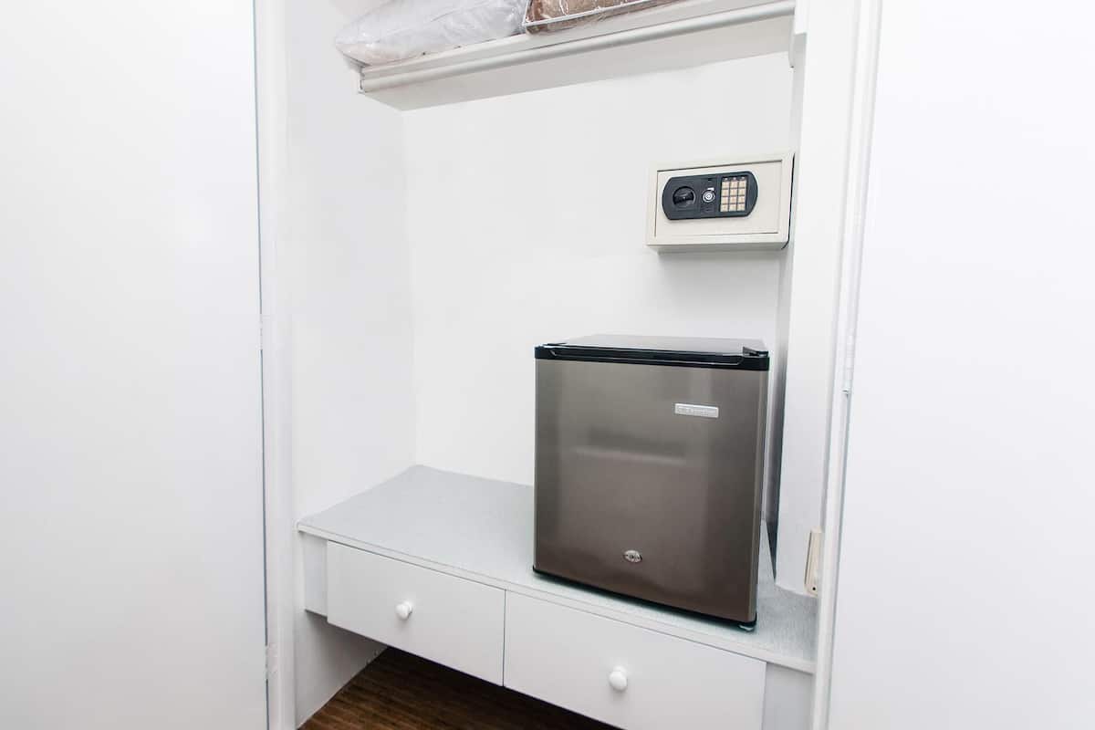 Minibar, in-room safe, desk, blackout curtains