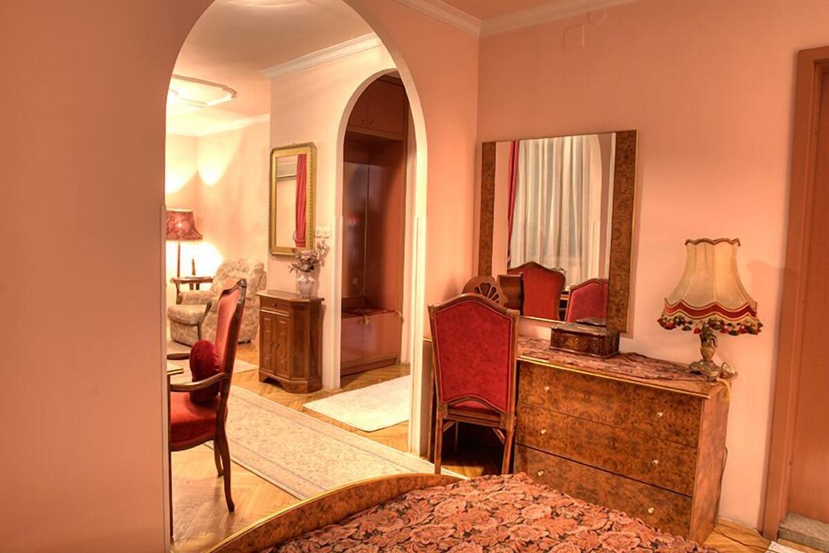 Exclusive-Suite, 1 Schlafzimmer, Terrasse | Hochwertige Bettwaren, Minibar, Schreibtisch, kostenloses WLAN