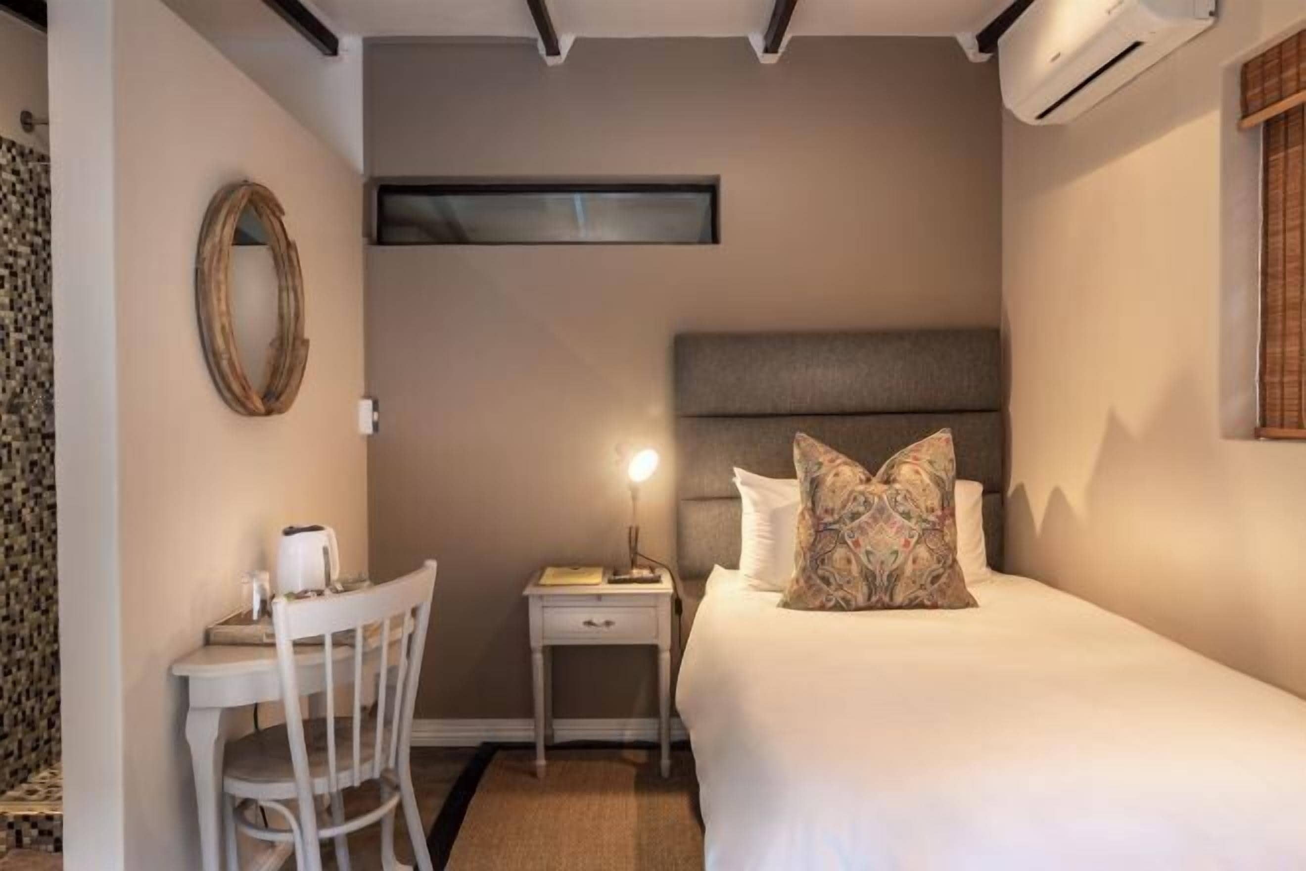 Memory-foam beds, in-room safe, individually decorated