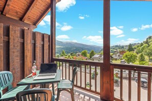 Panoramic Apartment, 2 Bedrooms, Balcony, Valley View (South, 6 people) | Balcony view